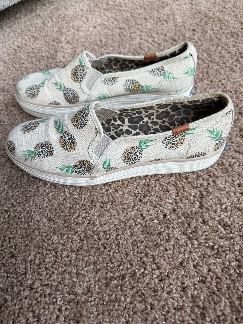 Keds Pineapple Print Slip-On Sneakers in Beige and Green Size 8